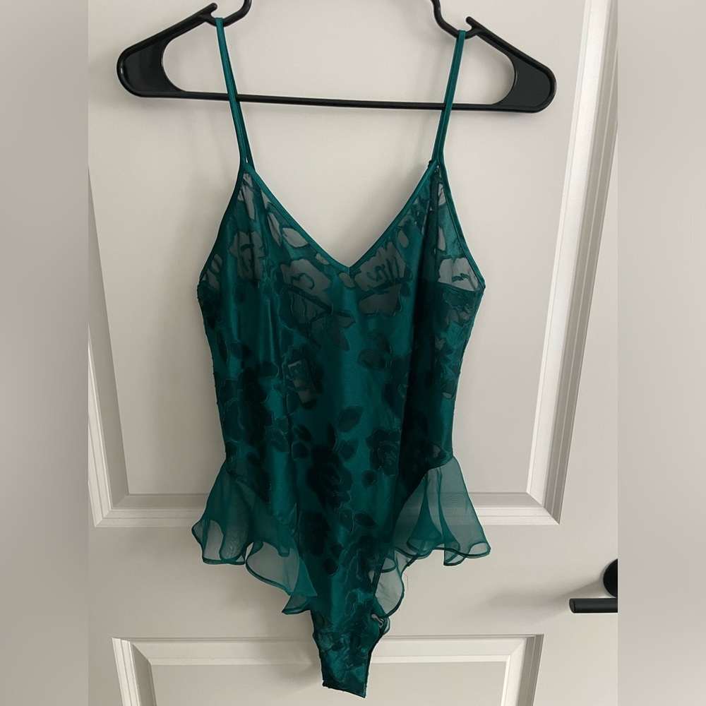 Vintage Victorias Secret Lingerie Sz. 8